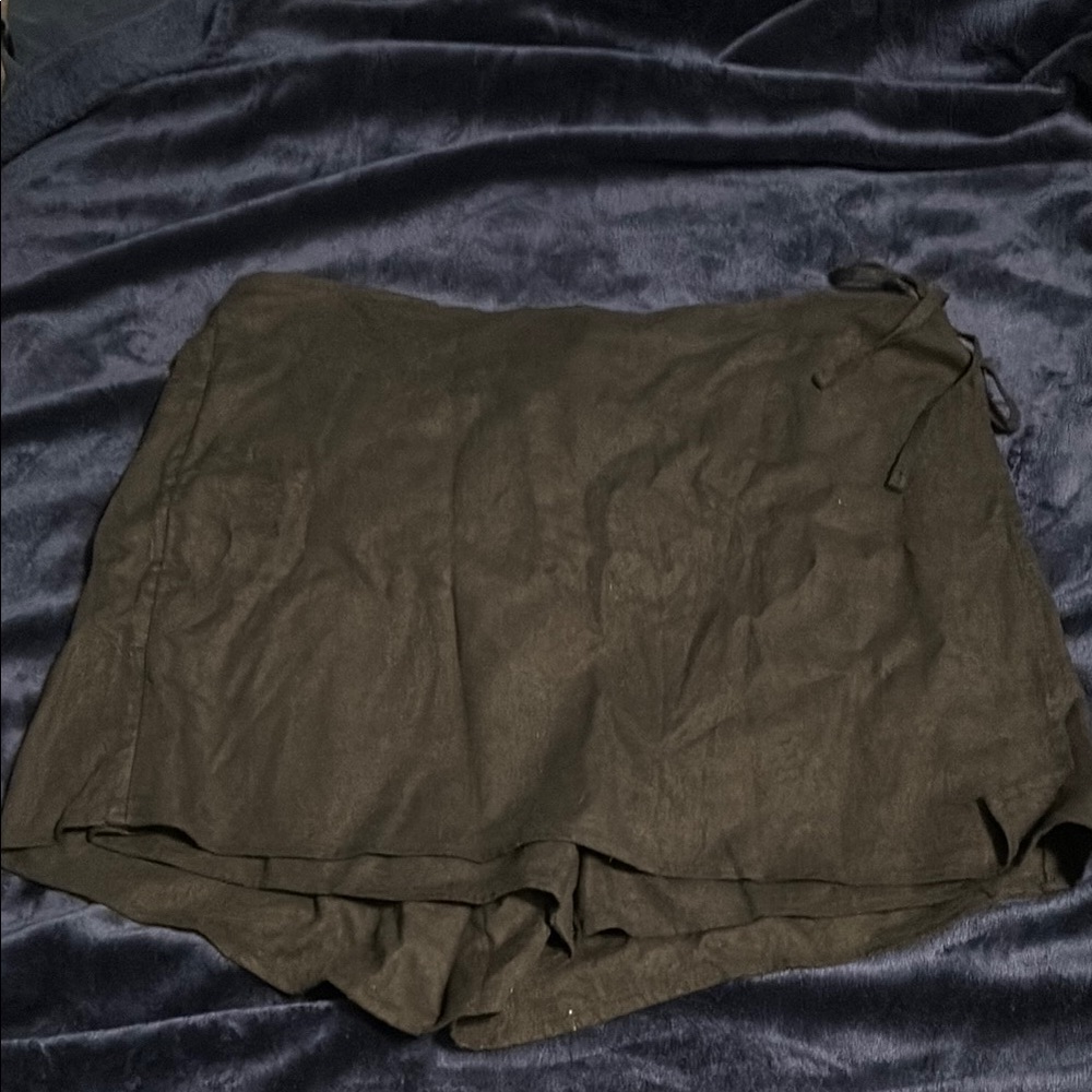 Women's Black Skort